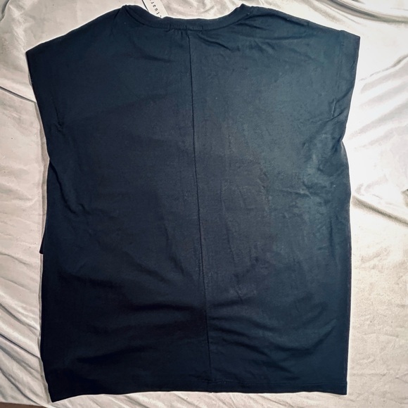 Sanctuary Black Knot Front Tee NWT - Picture 5 of 5